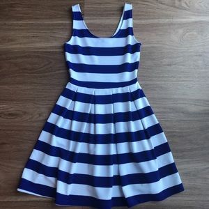 Soprano striped dress